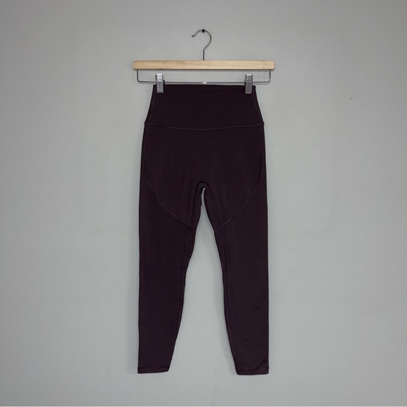 P’tula Leggings Women’s Size Small Purple Plum Cropped Capris High Waisted NWT - Picture 2 of 8